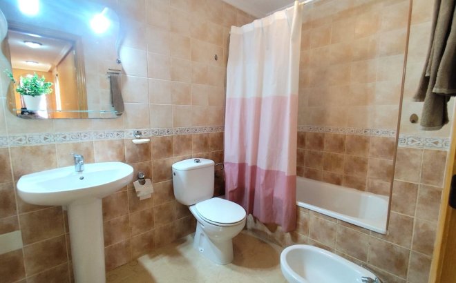 Resale - Apartment -
Torrevieja - Centro