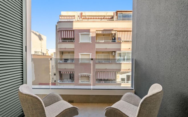 Resale - Apartment -
Torrevieja - Playa del Cura