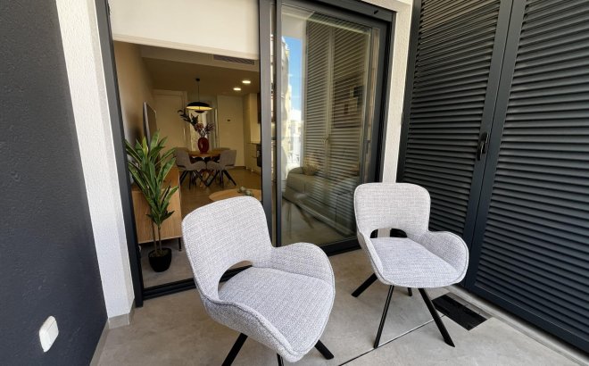Resale - Apartment -
Torrevieja - Playa del Cura