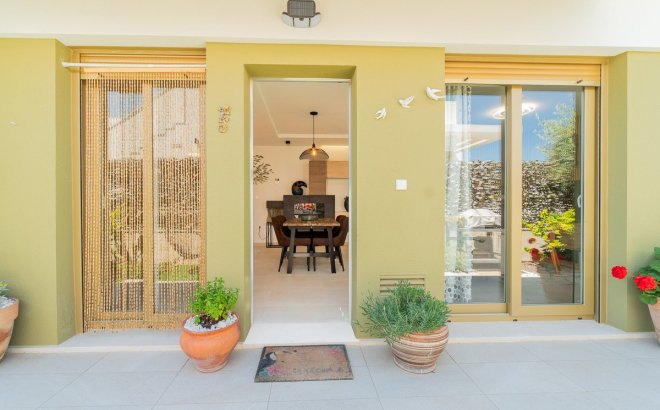 Resale - Town House -
Vistabella Golf Entre Naranjos - Inland