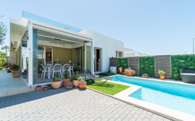 Resale - Town House -
Vistabella Golf Entre Naranjos - Inland