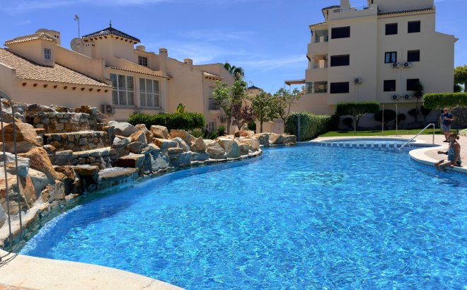 Resale - Villa -
Las Ramblas Golf - Inland