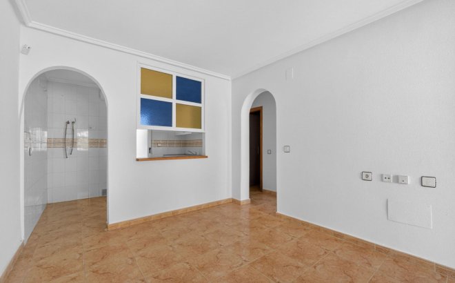 Resale - Apartment -
Torrevieja - El Limonar