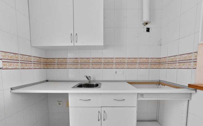 Resale - Apartment -
Torrevieja - El Limonar