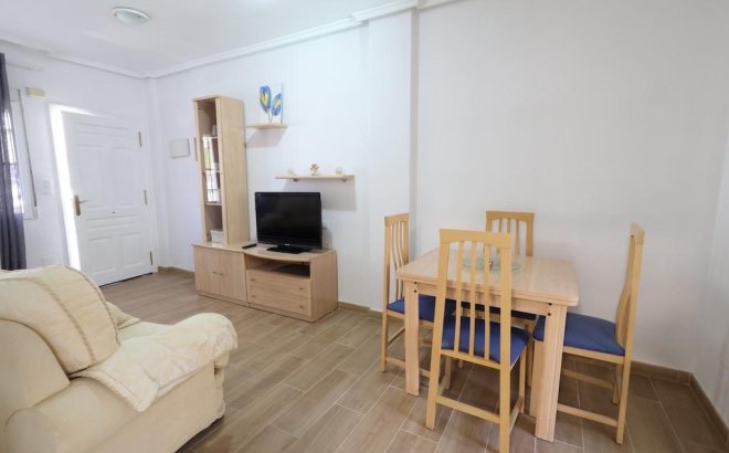 Resale - Bungalow -
Orihuela Costa - Costa Blanca
