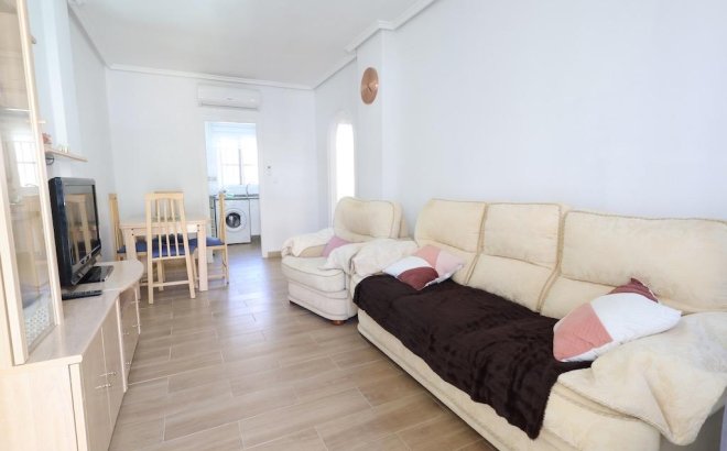 Resale - Bungalow -
Orihuela Costa - Costa Blanca