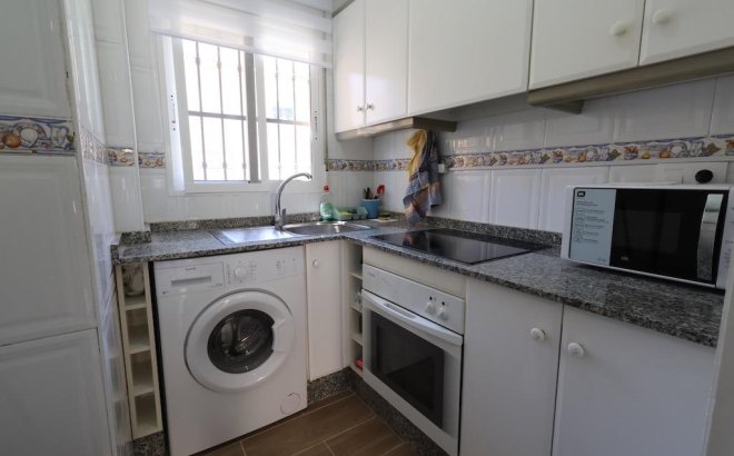 Resale - Bungalow -
Orihuela Costa - Costa Blanca