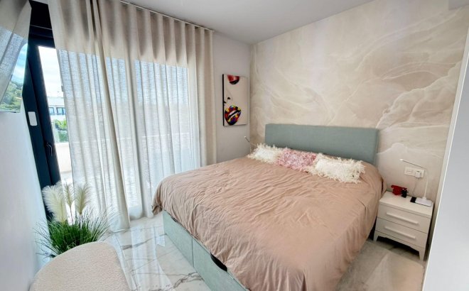 Resale - Penthouse -
Orihuela Costa - Los Almendros-la Florida