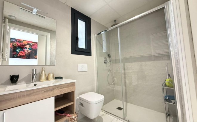 Resale - Penthouse -
Orihuela Costa - Los Almendros-la Florida