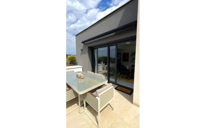 Resale - Penthouse -
Orihuela Costa - Los Almendros-la Florida