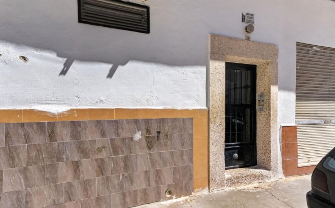 Resale - Apartment -
Torrevieja - Centro