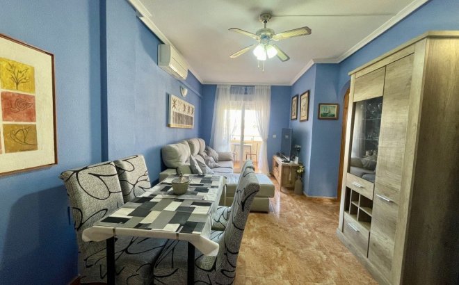 Herverkoop - Penthouse -
Torrevieja - Costa Blanca