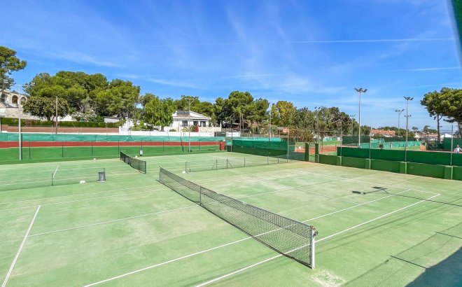 Resale - Town House -
Torrevieja - Costa Blanca