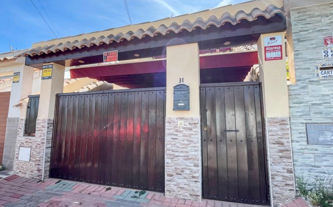 Resale - Town House -
Torrevieja - Costa Blanca