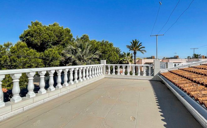 Resale - Town House -
Torrevieja - Costa Blanca