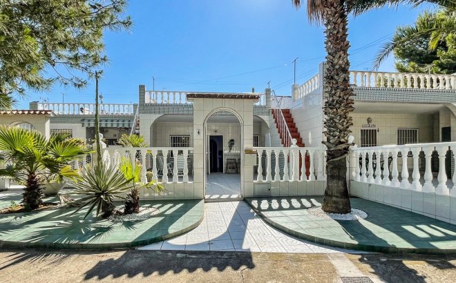 Resale - Town House -
Torrevieja - Costa Blanca