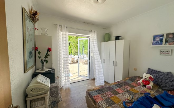 Resale - Town House -
Torrevieja - Costa Blanca