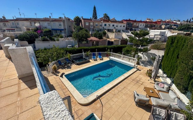 Resale - Town House -
Torrevieja - Costa Blanca