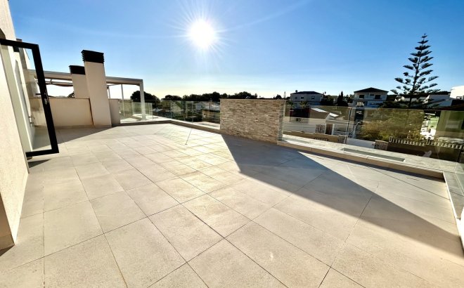 Resale - Villa -
Los Balcones - Costa Blanca