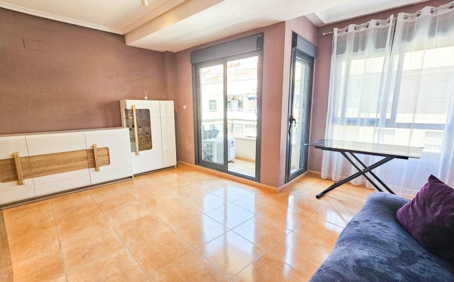 Resale - Apartment -
Torrevieja - PARQUE DE LAS NACIONES