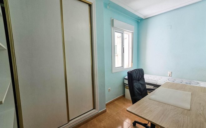 Resale - Apartment -
Torrevieja - PARQUE DE LAS NACIONES