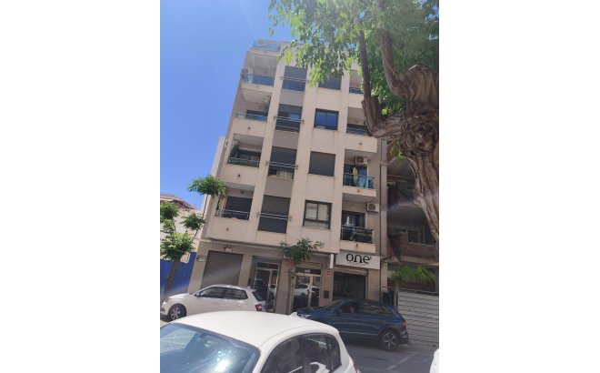 Resale - Apartment -
Torrevieja - PARQUE DE LAS NACIONES