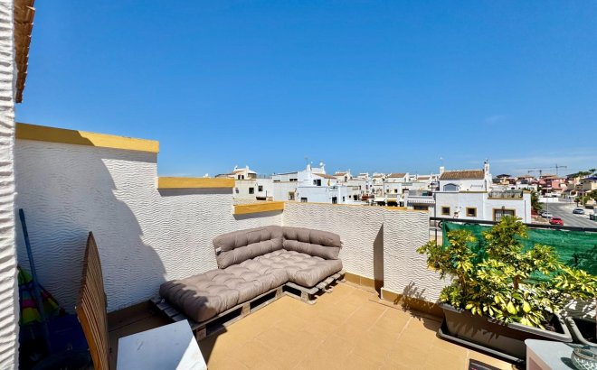 Resale - Town House -
Orihuela Costa - Los Altos