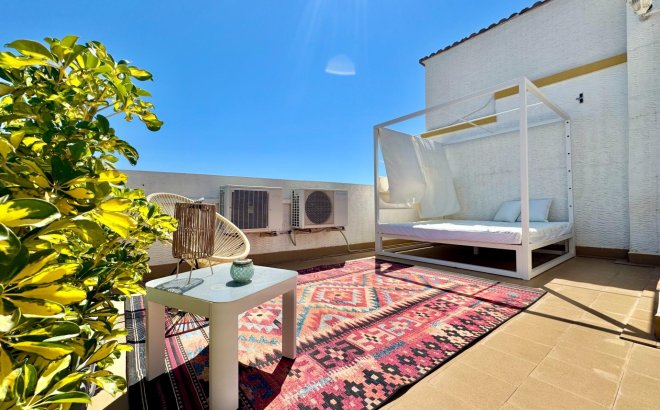 Resale - Town House -
Orihuela Costa - Los Altos