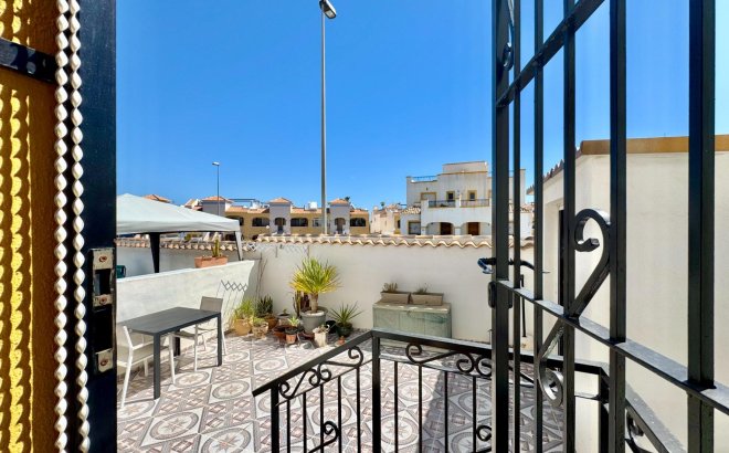 Resale - Town House -
Orihuela Costa - Los Altos