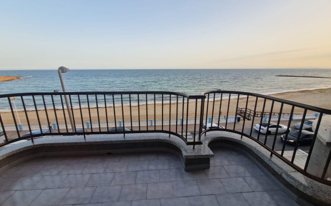 Resale - Apartment -
Torrevieja - Playa de los Locos