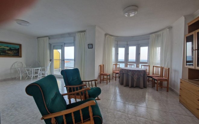 Resale - Apartment -
Torrevieja - Playa de los Locos