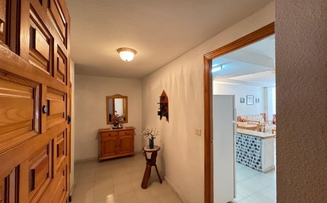 Resale - Apartment -
Torrevieja - Centro