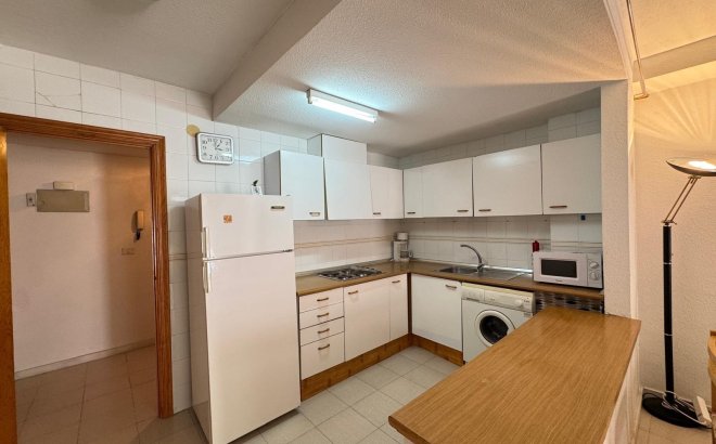 Resale - Apartment -
Torrevieja - Centro