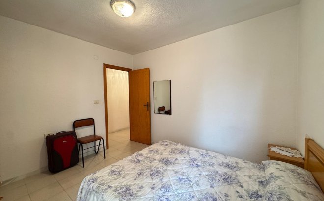 Resale - Apartment -
Torrevieja - Centro