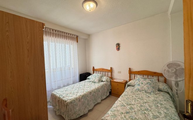 Resale - Apartment -
Torrevieja - Centro