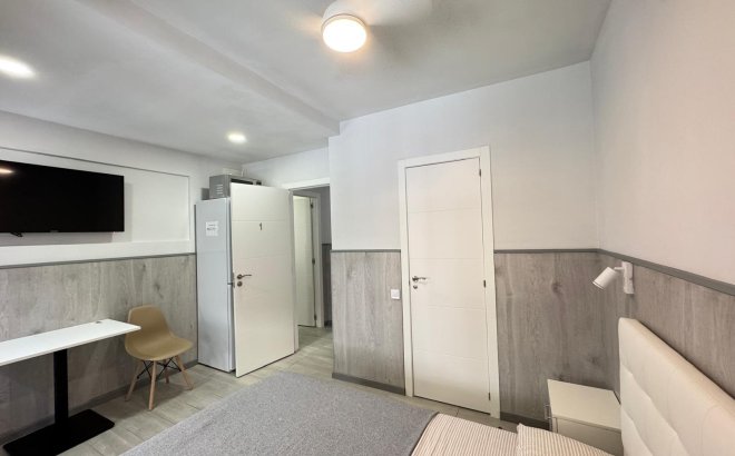 Resale - Apartment -
Torrevieja - Playa del Cura