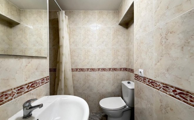 Resale - Apartment -
Torrevieja - Centro