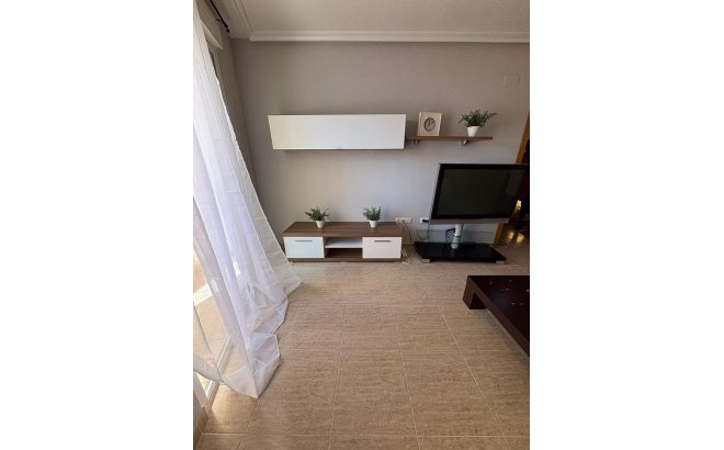 Resale - Apartment -
Torrevieja - Centro