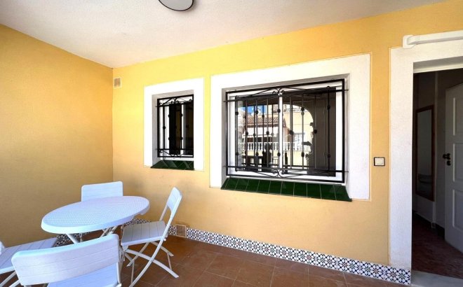 Resale - Bungalow -
Torrevieja - Los Balcones - Los Altos del Edén