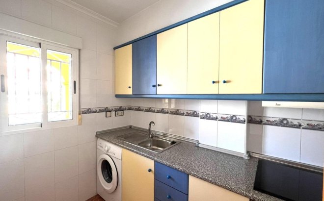 Resale - Bungalow -
Torrevieja - Los Balcones - Los Altos del Edén