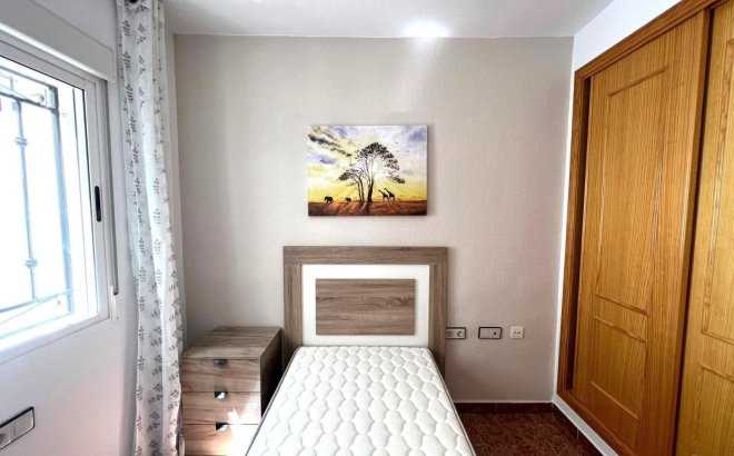 Resale - Bungalow -
Torrevieja - Los Balcones - Los Altos del Edén