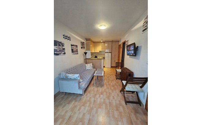 Resale - Bungalow -
Torrevieja - Lago Jardin