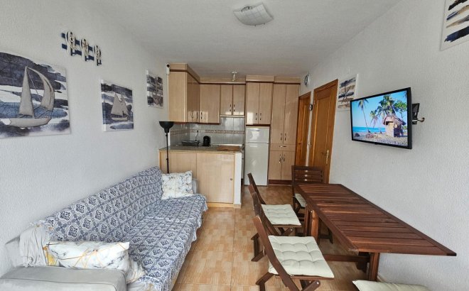 Resale - Bungalow -
Torrevieja - Lago Jardin