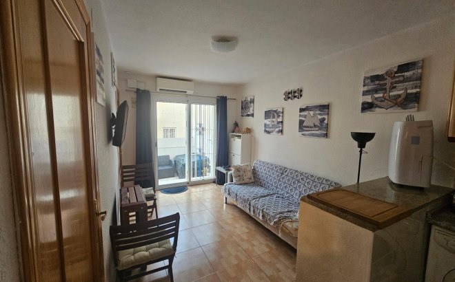 Resale - Bungalow -
Torrevieja - Lago Jardin