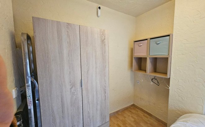 Resale - Bungalow -
Torrevieja - Lago Jardin