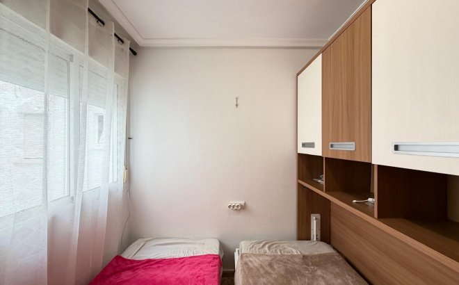 Resale - Apartment -
Torrevieja - Playa del Cura