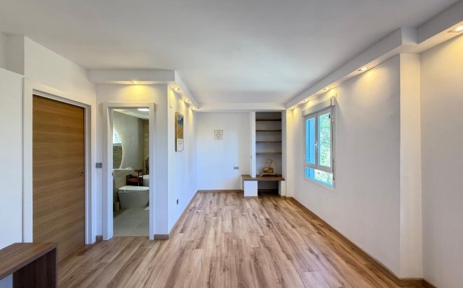Resale - Apartment -
Orihuela Costa - Altos De Campoamor