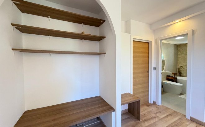 Resale - Apartment -
Orihuela Costa - Altos De Campoamor