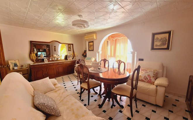 Resale - Apartment -
Torrevieja - Acequion