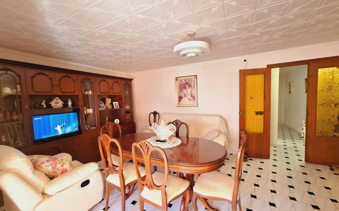 Resale - Apartment -
Torrevieja - Acequion